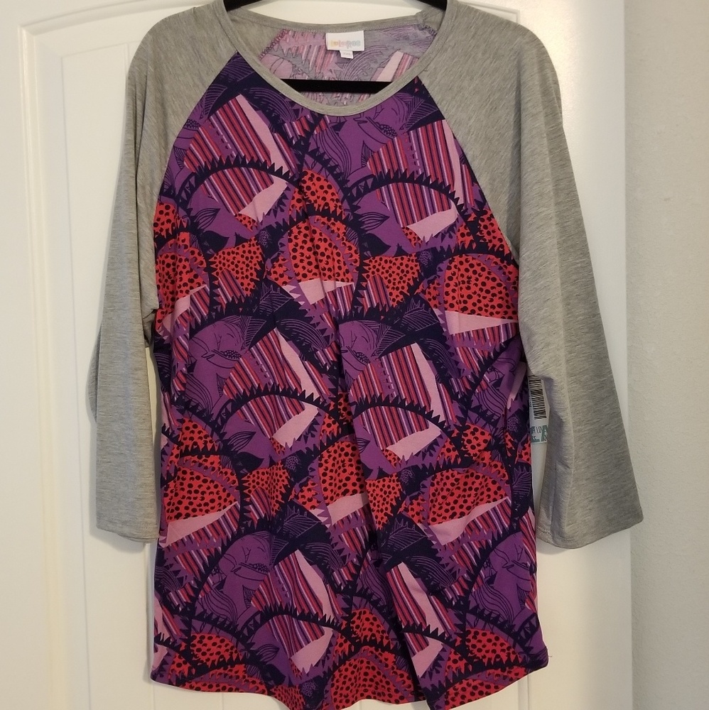 Lularoe Randy Tee